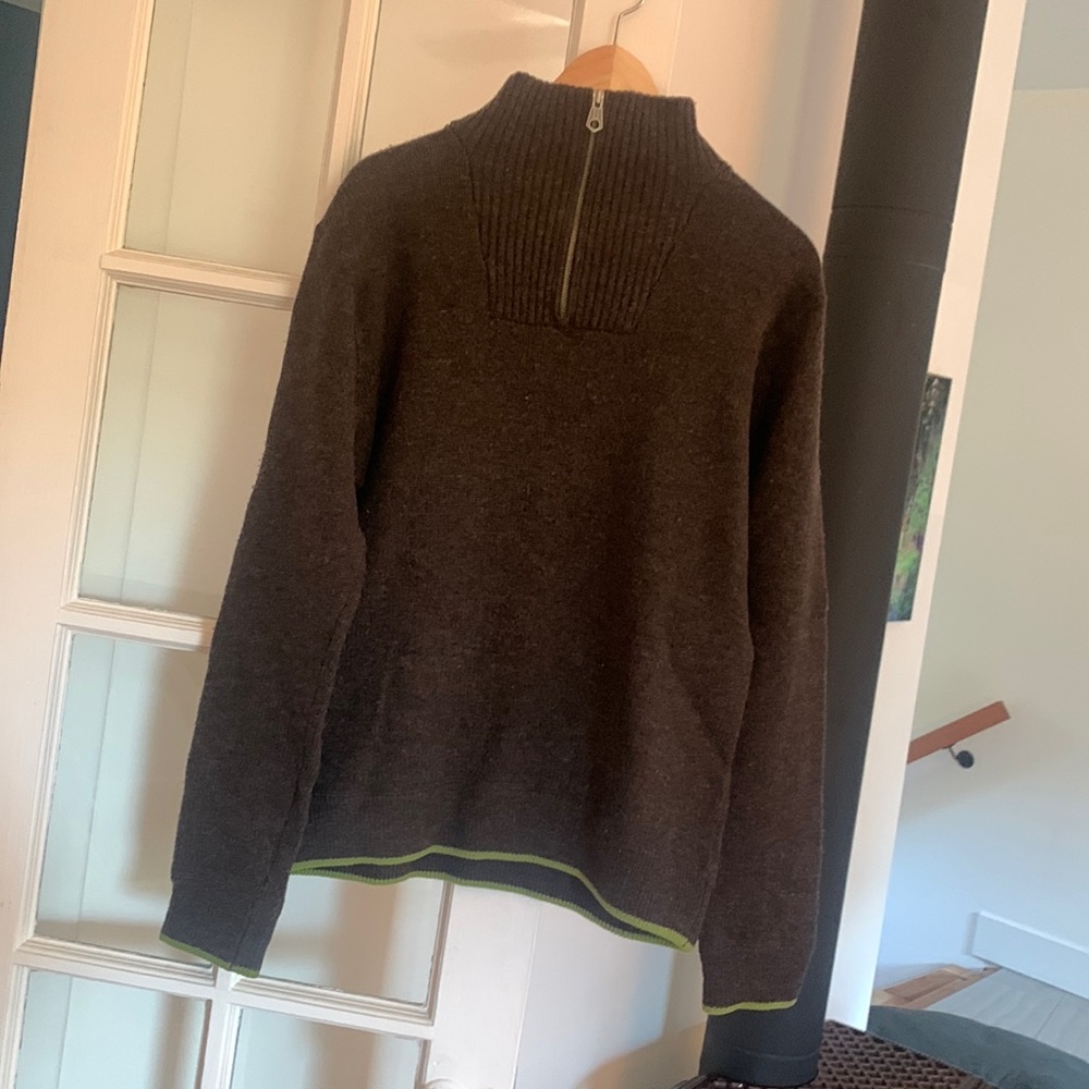 Mens Large Gap Lambs Wool sweater